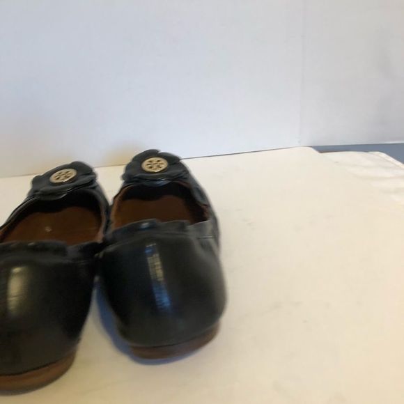 Tory Burch Shelby' flower Flat - Picture 5 of 11